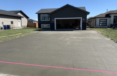 Concrete driveway Blumenort